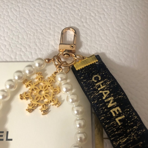 Chanel key chain / bag charm - Picture 3 of 8